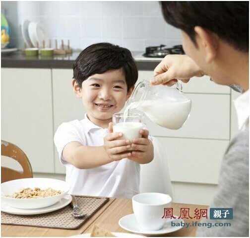 牛奶功效的差異與包裝有關(guān)(圖片來(lái)源:東方IC)